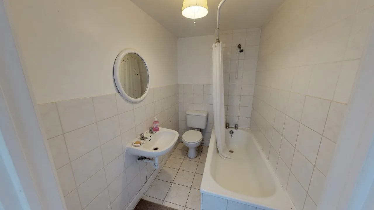 Bathroom before redesign